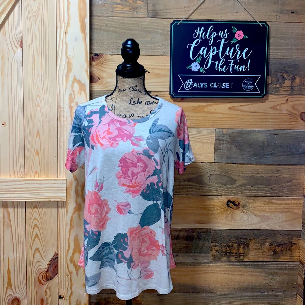 Cute blouse size M